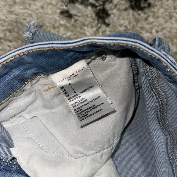 AE Jean Shorts - Picture 5 of 5